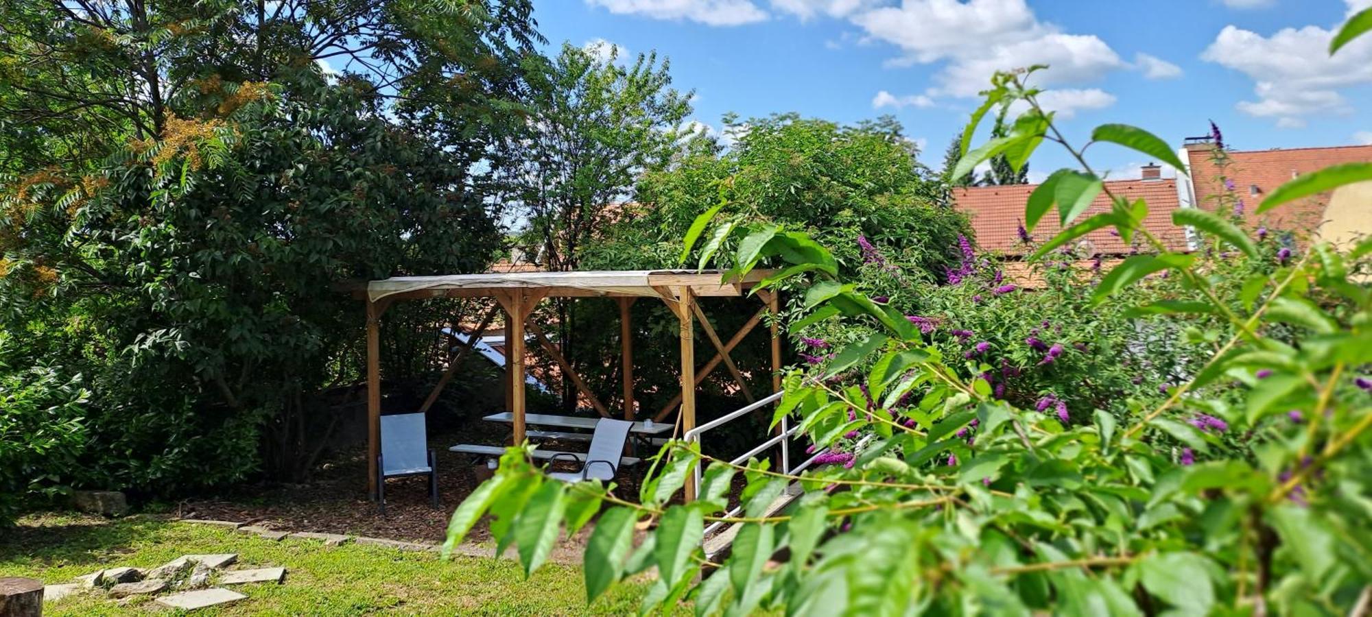 Plitzner Belvarosi Apartmanhaz Eğri Dış mekan fotoğraf