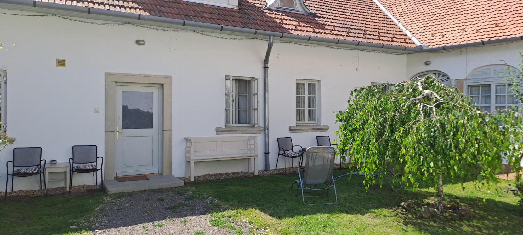 Plitzner Belvarosi Apartmanhaz Eğri Dış mekan fotoğraf