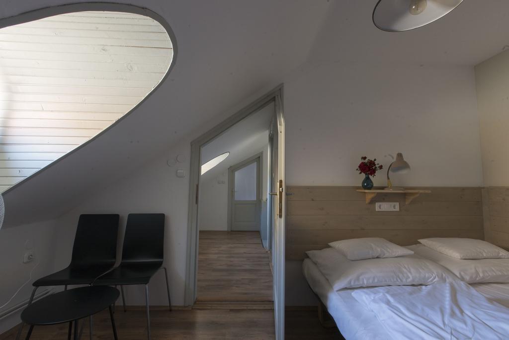 Plitzner Belvarosi Apartmanhaz Eğri Dış mekan fotoğraf